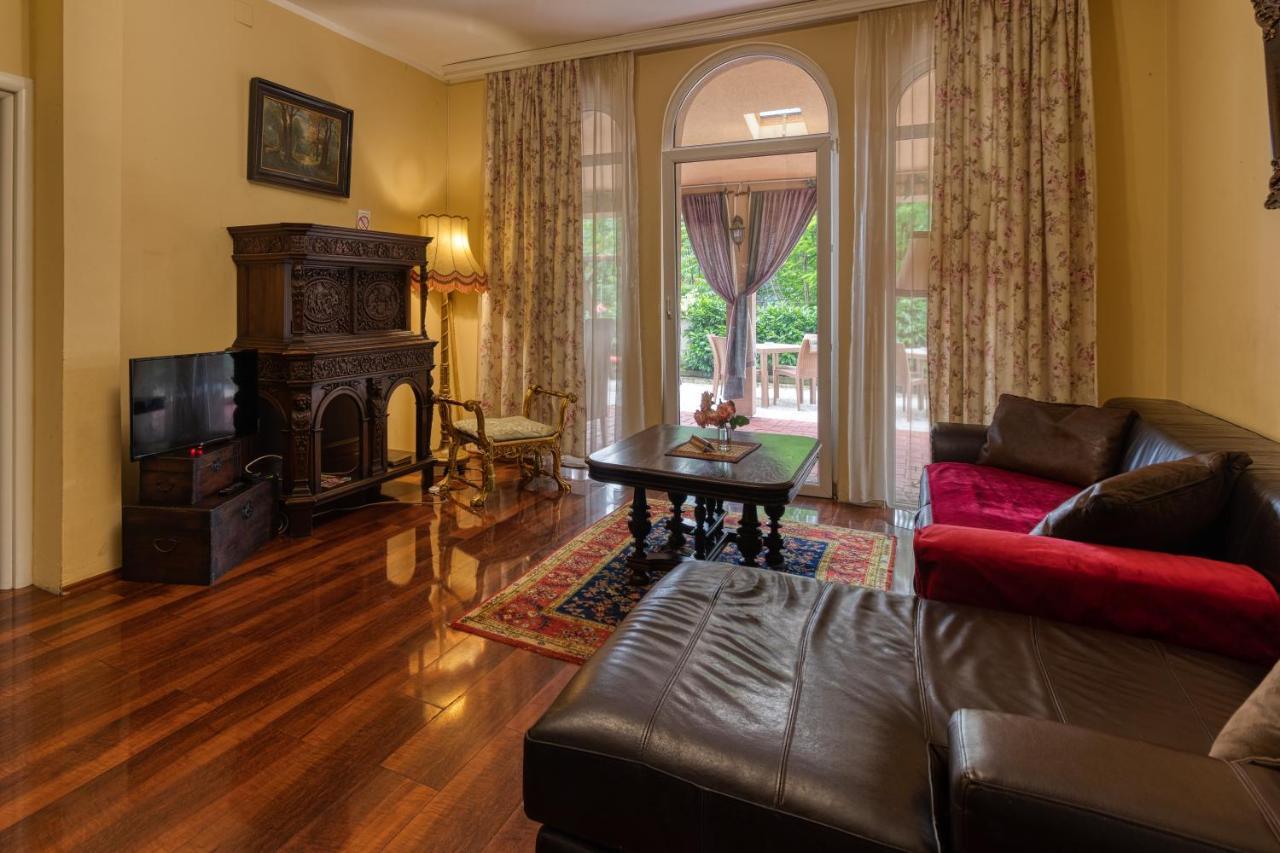 Vila Rococo Belgrado Esterno foto